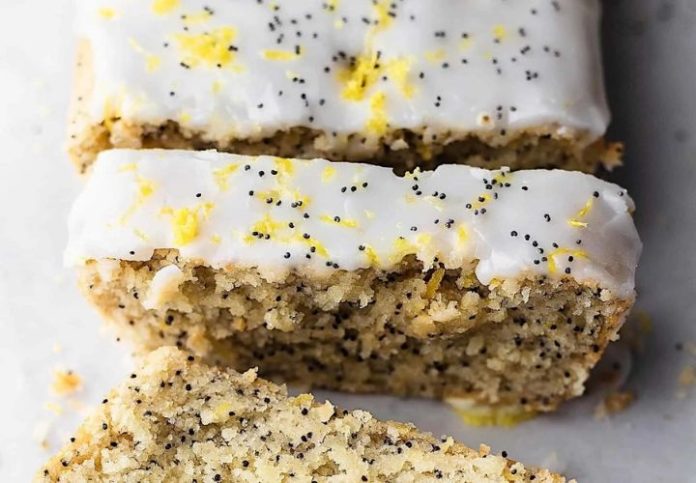 Delectable Lemon and Poppyseed Loaf