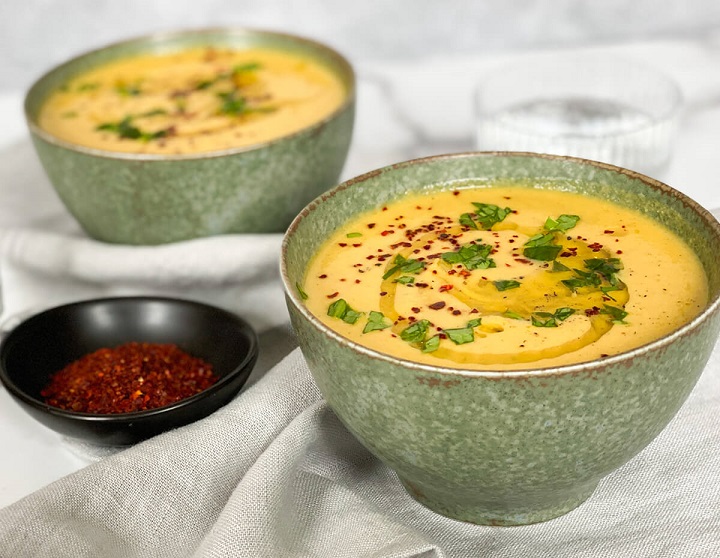 Delicious Twist with Curried Cauliflower Soup